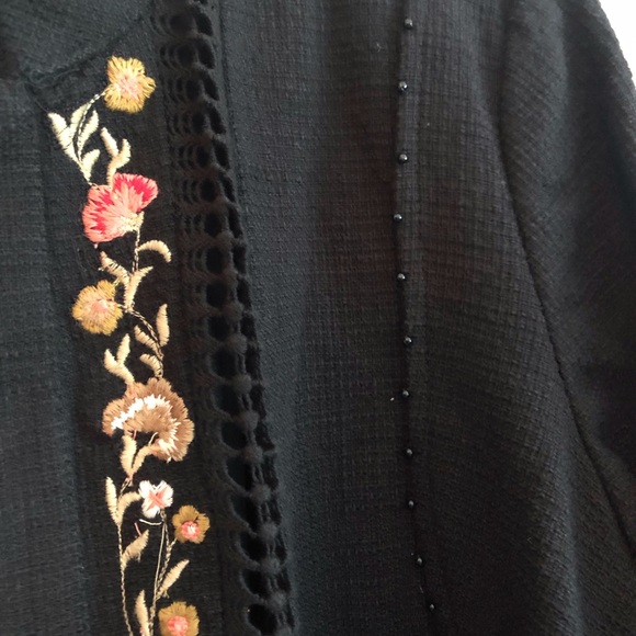 Chico’s Black Embroidered Embellished Jacket 12P - Picture 5 of 9